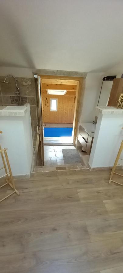 Alma Bella Panzió Le Pegue Kültér fotó